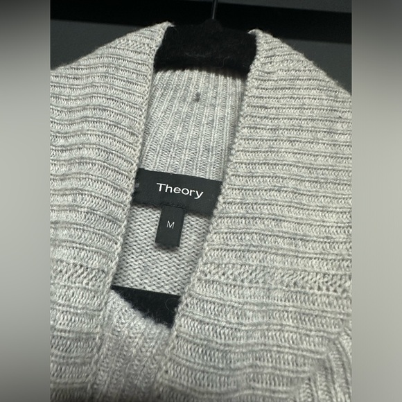 Theory Mock Neck Cashmere Sweater Misty Grey M - Picture 4 of 7